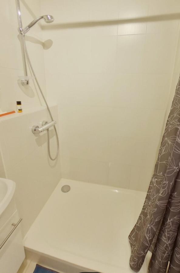 Appartement Proche De La Mer Courseulles-sur-Mer Exteriör bild
